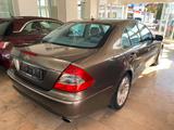 Mercedes-Benz E 280 Lim./1.Hand/Led./Xenon/PDC/SHZ+Sitzklima/ - Mercedes-Benz E 280 mit Benzin-Antrieb: Limousine, Automatik