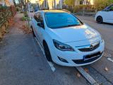 Opel Astra Kombi, 110.00 km, guter Zustand, 140 PS - Opel Astra: 140