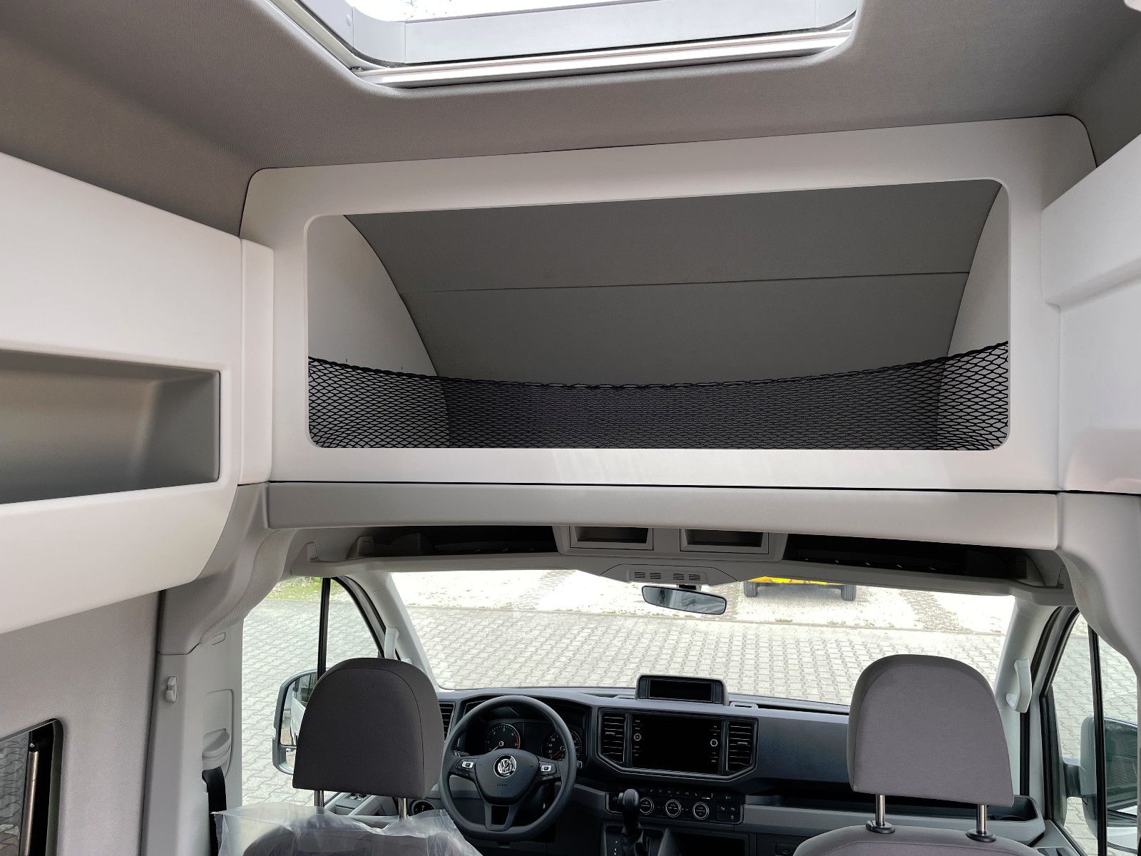 Fahrzeugabbildung Volkswagen Grand California 600, Navi, Dieselh., AHK, uvm.
