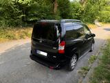 Ford Tourneo Courier 1.0 EcoBoost 74kW Trend Trend - schwarze Ford Tourneo Courier