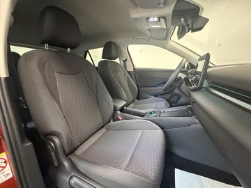 Volkswagen T-Roc - 11