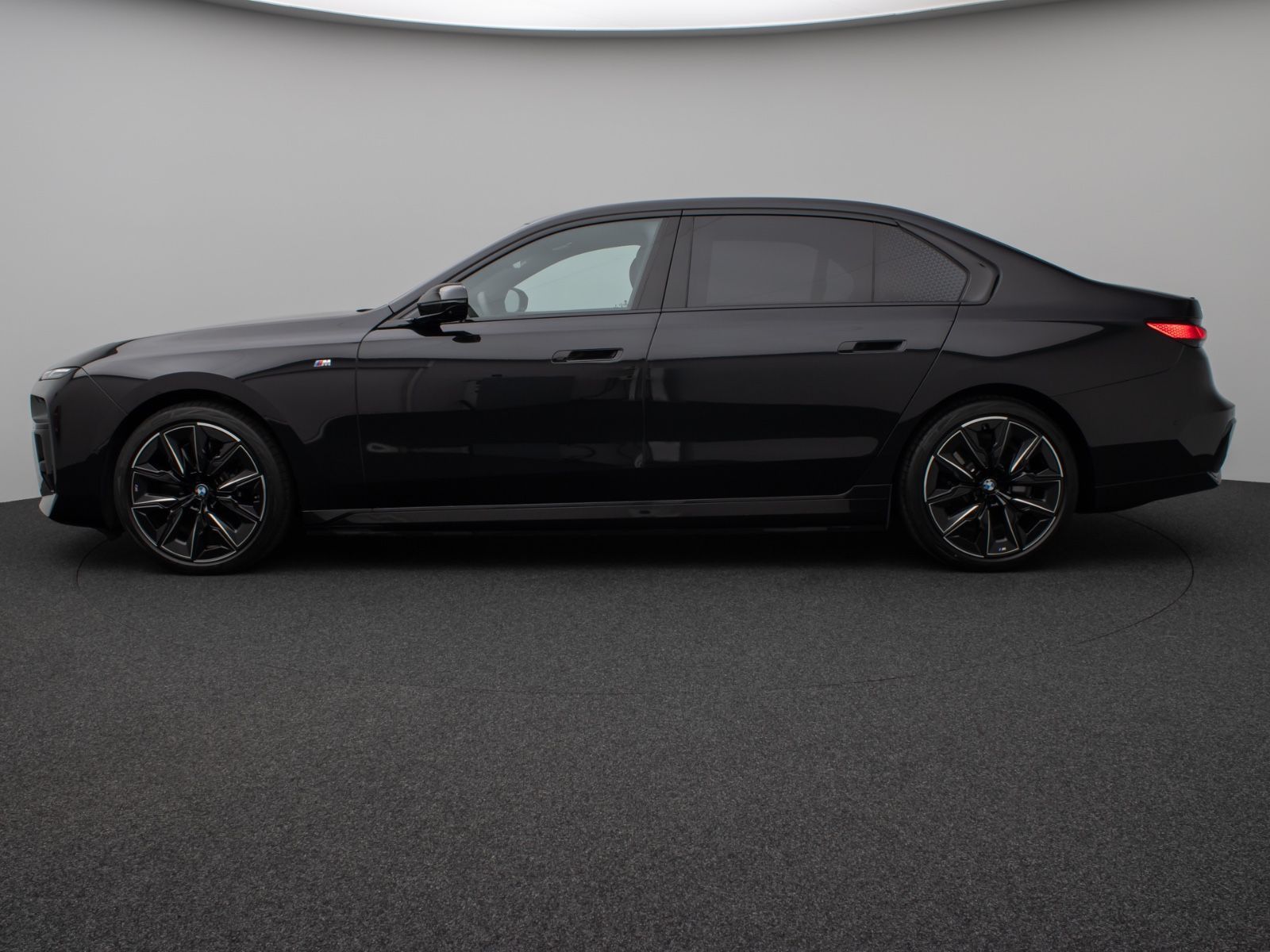 Fahrzeugabbildung BMW i7 xD60 M-Sport HUD Pano 360°Massage ACC Soft 21