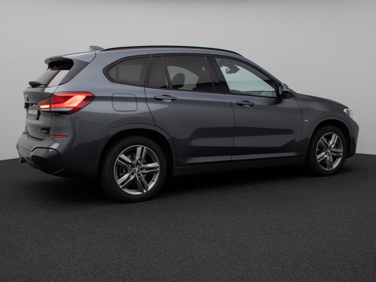 Fahrzeugabbildung BMW X1 xD25e M Sport Kamera Navi DAB HiFi DrivAssist
