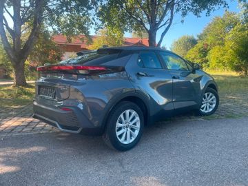 Toyota C-HR - 5