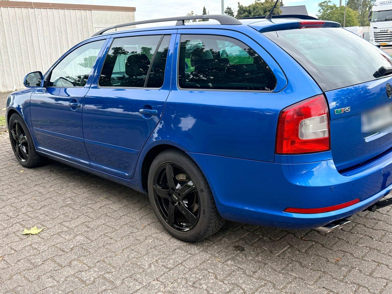 Skoda Octavia 2010 — photo 8