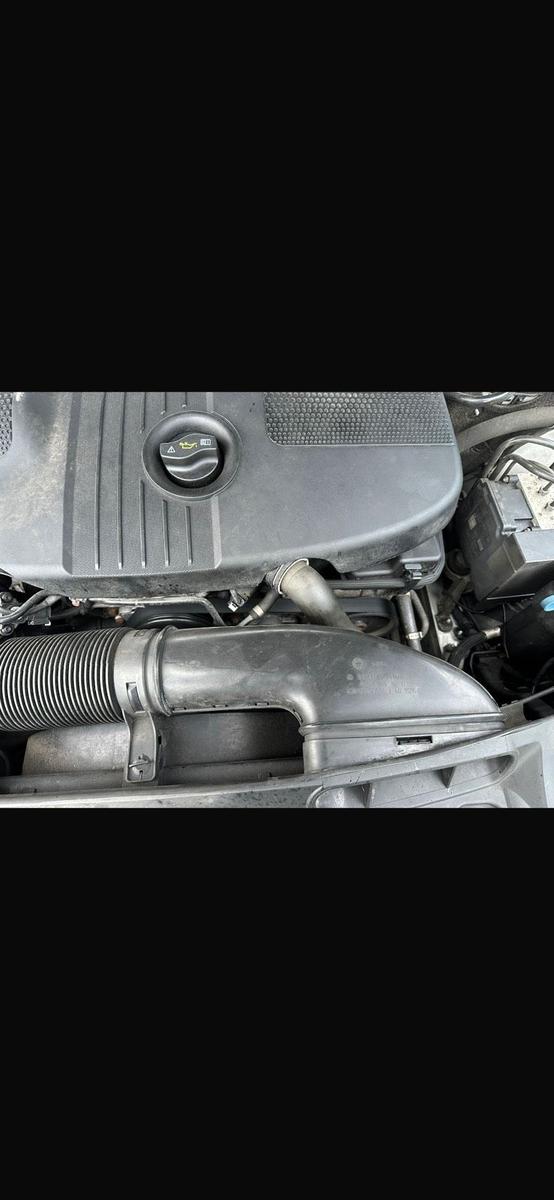 Mercedes-Benz C200 2009 — photo 11