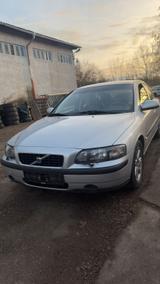 Volvo S60 I 2.4 | HU Neu - gebrauchte Volvo S60 aus dem Jahr 2002
