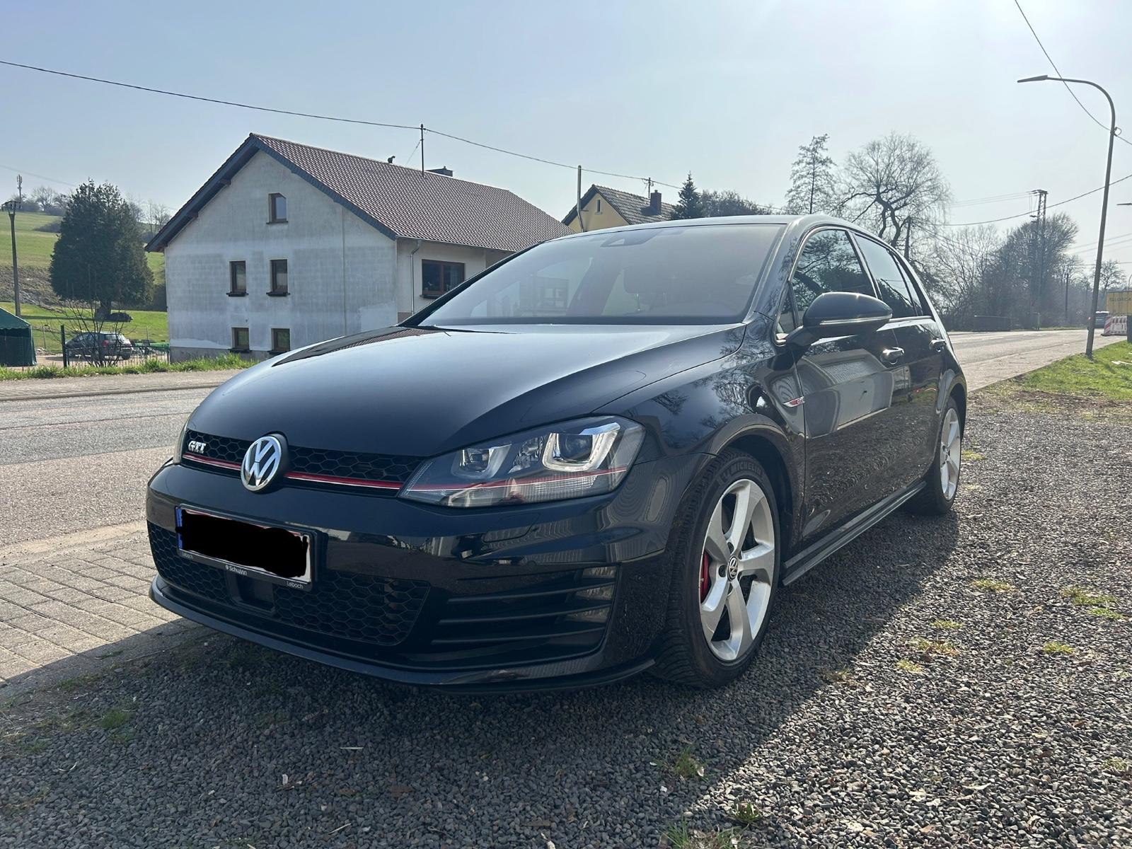 Volkswagen Golf VII Lim. GTI Performance BMT