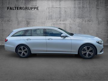 Mercedes E 220 - 5