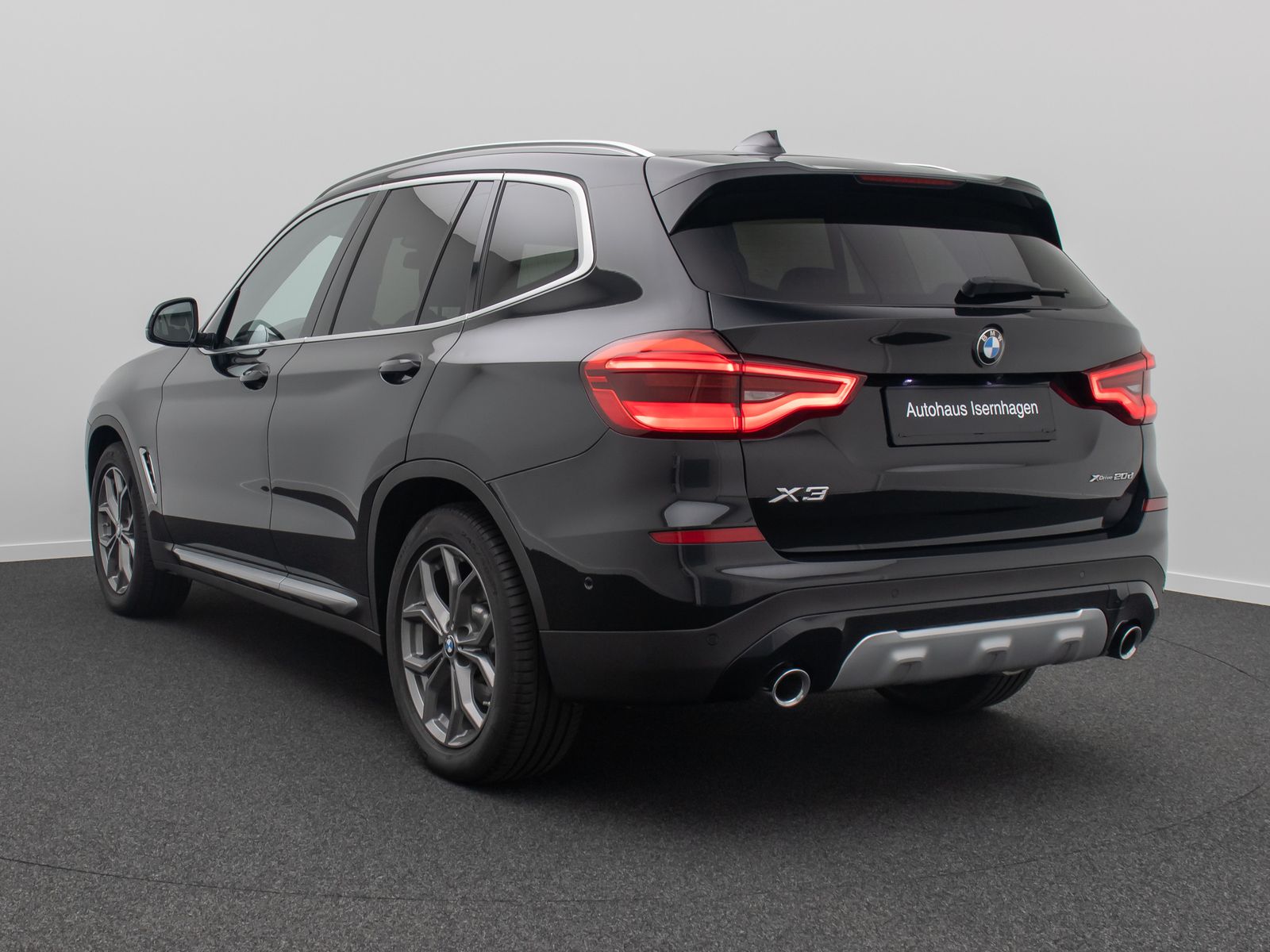 Fahrzeugabbildung BMW X3 xD20d xLine Kamera HUD DAB Alarm Komfort 19"
