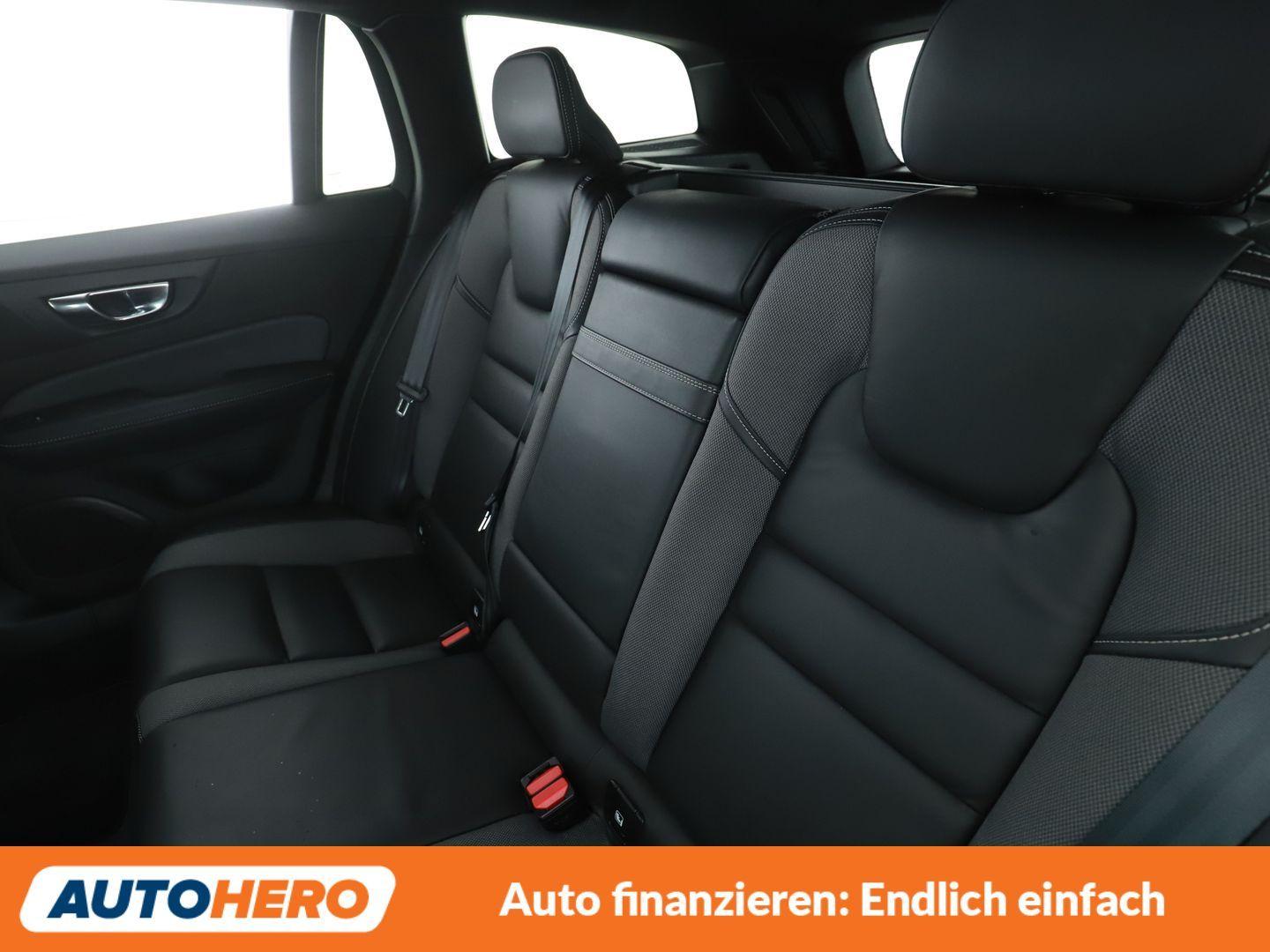 Volvo V60 2.0 T4 R-Design Aut.*NAVI*ACC*360CAM*HK*SHZ*