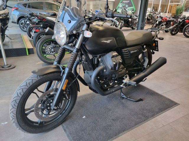 Moto Guzzi V7 Stone
