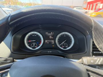 Skoda Karoq Style 4x4+LED+AHK+SHZ+Navi+