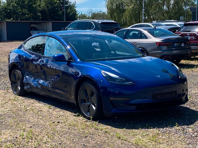 Tesla Model 3 AWD Dualmotor Long Range EU-Car 1Hand