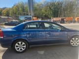Opel Vectra 2.2 16V Comfort - Opel Vectra Comfort mit Benzin-Antrieb