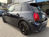 MINI COOPER SE Mini Cooper S *PREMIUM-PLUS *1.HAND* - MINI Cooper SE mit Benzin-Antrieb: Automatik