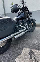 Harley-Davidson Heritage Classic 114  - HARLEY-DAVIDSON HERITAGE CLASSIC