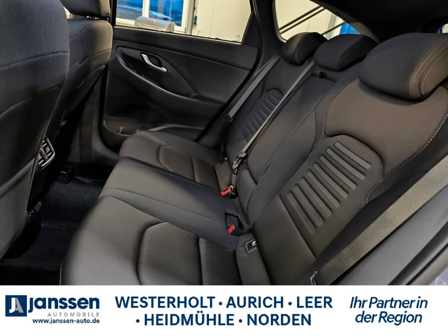 Fahrzeugabbildung Hyundai i30 Kombi ADVANTAGE