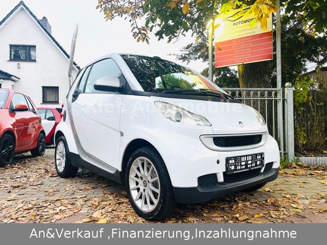 Smart ForTwo Cabrio AUTOM/LEDER/NAVI/SITZH/LICHPACKET