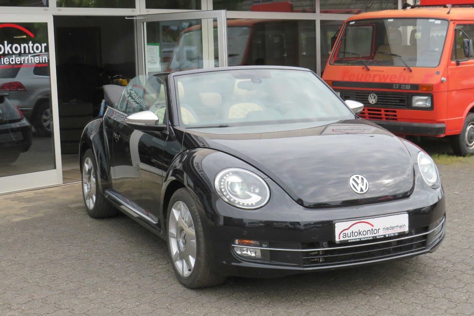 Fahrzeugabbildung Volkswagen Beetle Cabriolet EXCLUSIVE SPORT DSG XENON LEDER