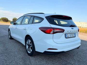 Ford Focus - 6