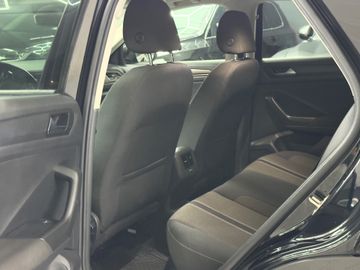 Volkswagen T-Roc - 7