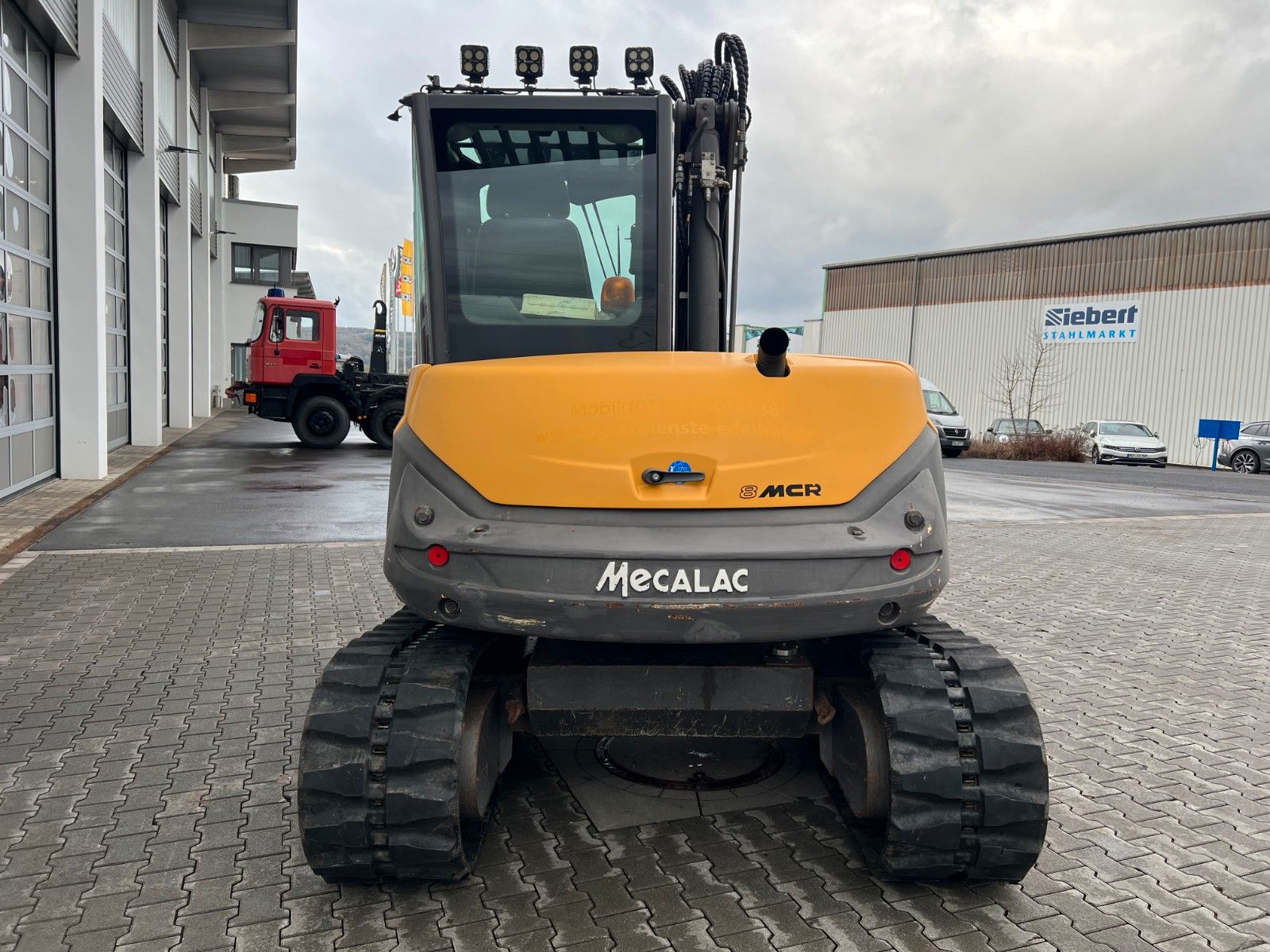 Fahrzeugabbildung MECALAC 8MCR GreenJob / 3.657h / Mulcher Greifer  Löffel