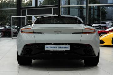 صورة 6 لـ 2017 Aston Martin DB11