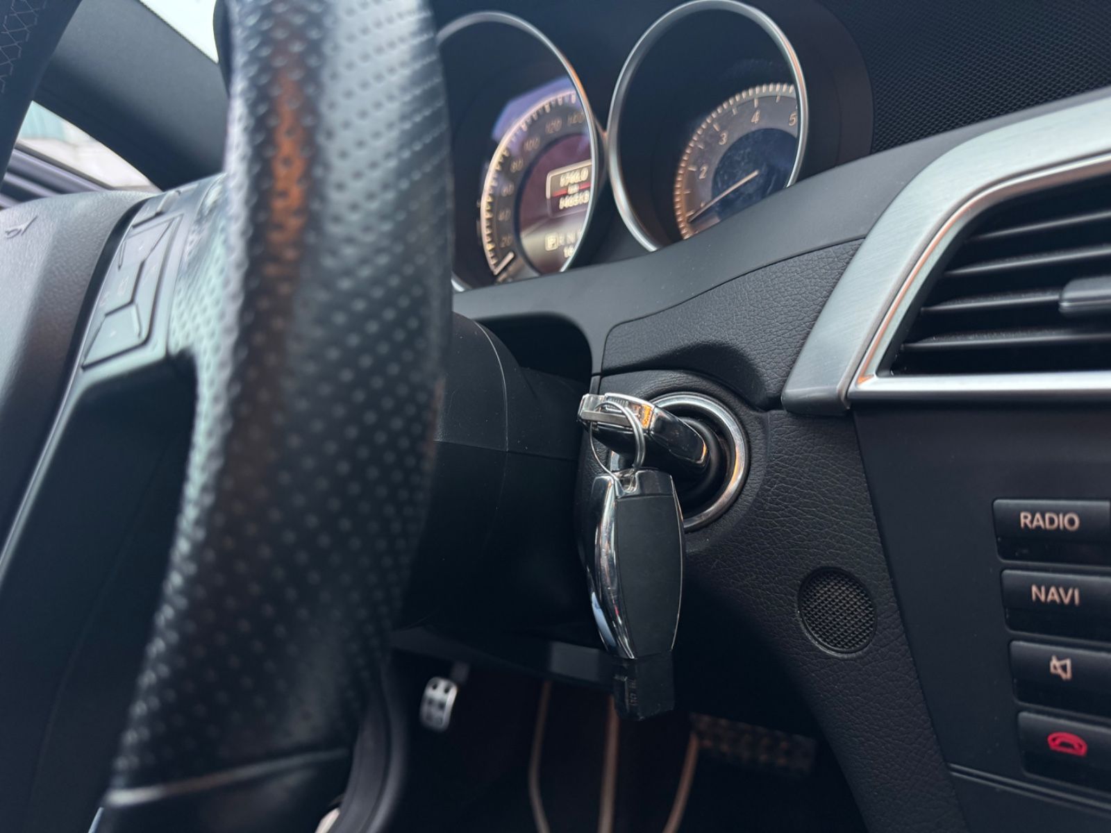 Fahrzeugabbildung Mercedes-Benz C 180 C -Klasse Coupe AMG-Line*Pano*Kamera*LED