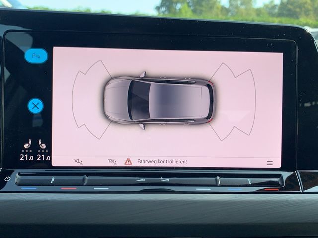 Golf VIII 1.5 eTSI Style PDC SHZ NAVI LED ACC