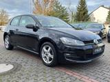 Volkswagen Golf VII Highline *NAVI*TEMPOMAT*SHZG* - gebrauchte Kleinwagen in Viersen
