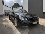 Mercedes-Benz Mercedes E500  Vollausstattung ! - Mercedes-Benz E 500 in Köln