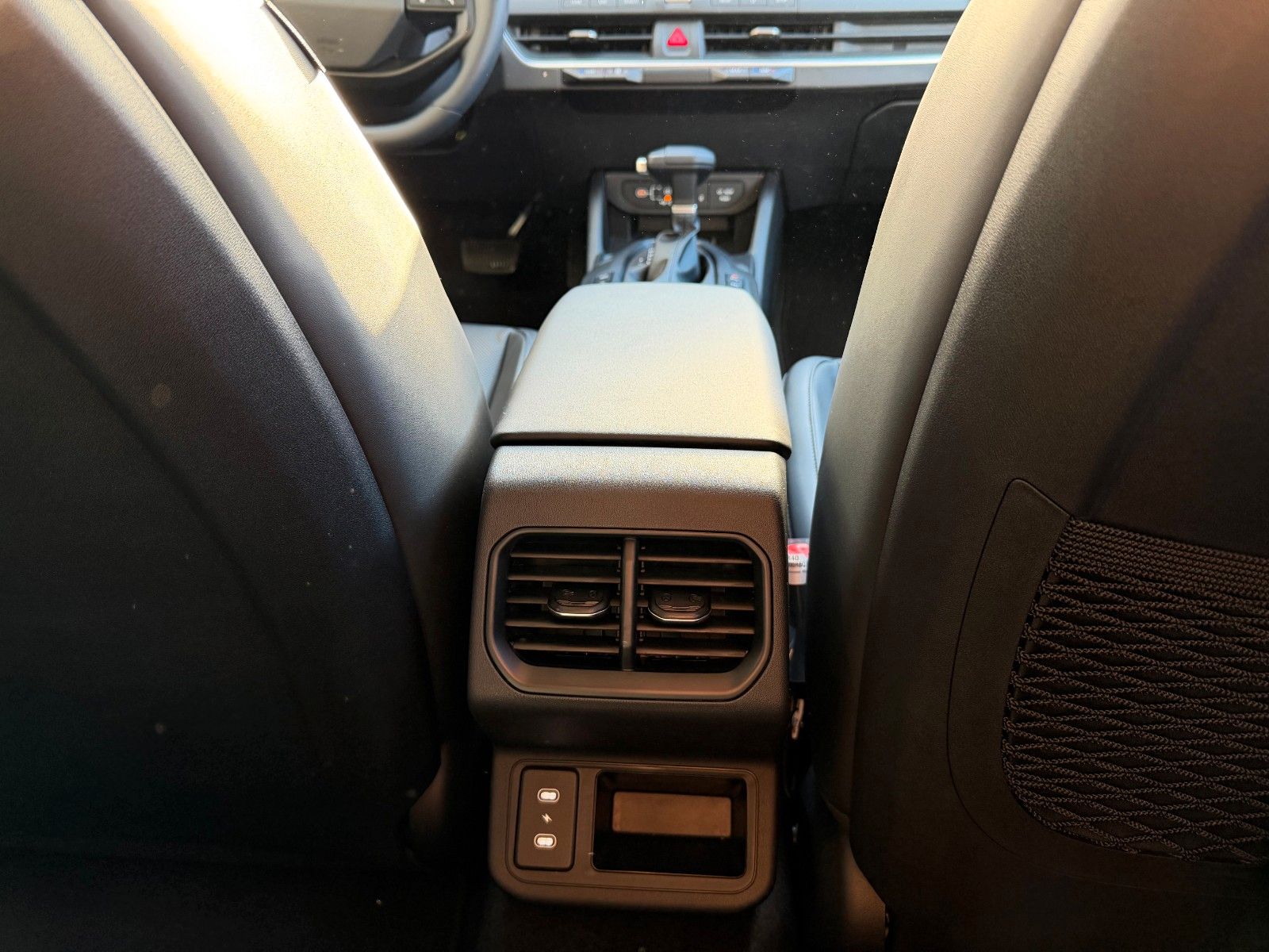 Fahrzeugabbildung Kia K4 1,6 T-GDI DCT Spirit Drive Wise Sound