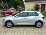 Volkswagen Polo VI+PDC+MFL+KLIMA*1.HAND+GARAGENWAGEN+NEUWER - VW Polo Gebrauchtwagen in Hamburg