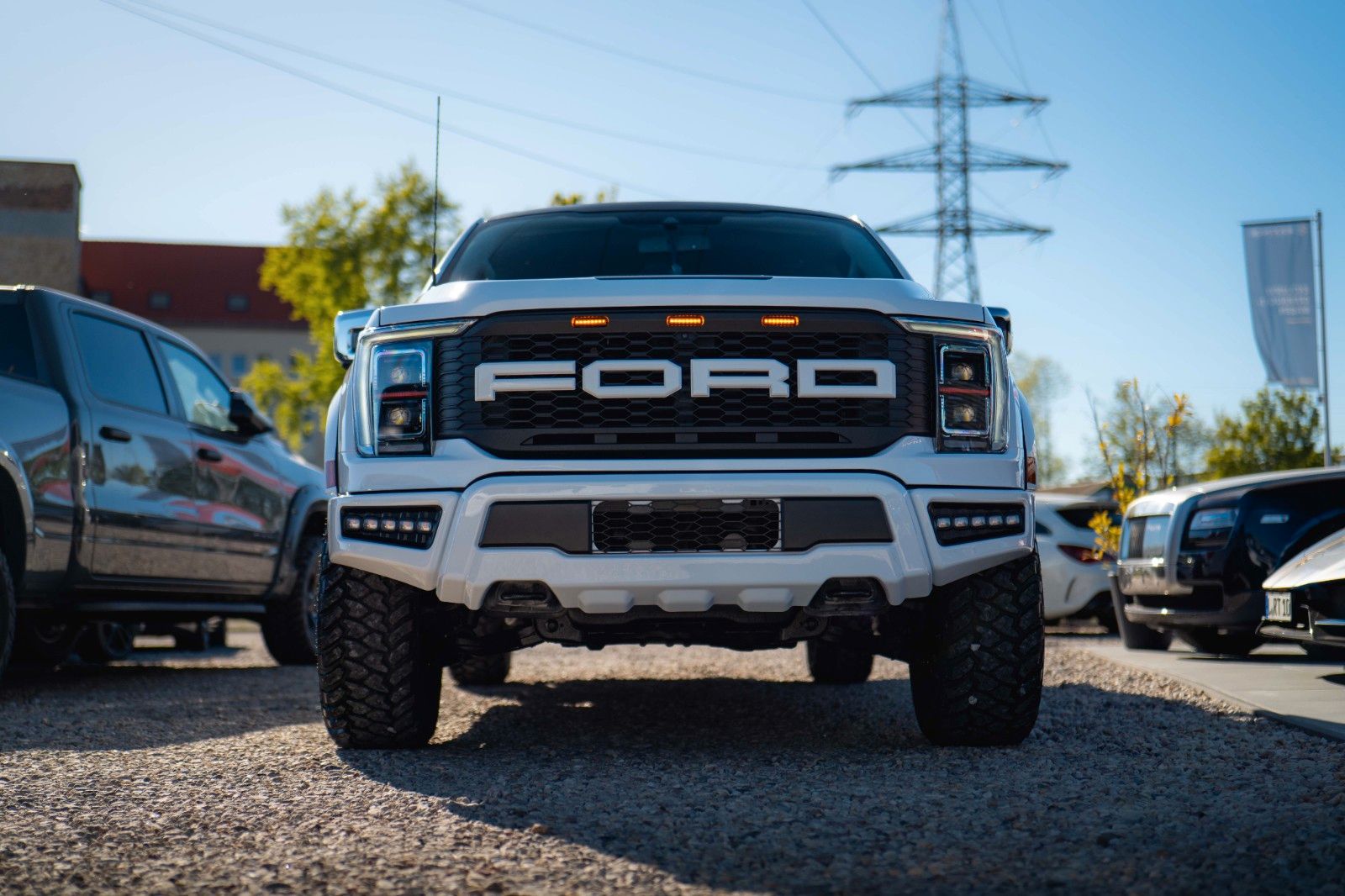 Fahrzeugabbildung Ford F150 5.0 V8 4x4 LARIAT RAPTOR SupCrew *360*B&O*