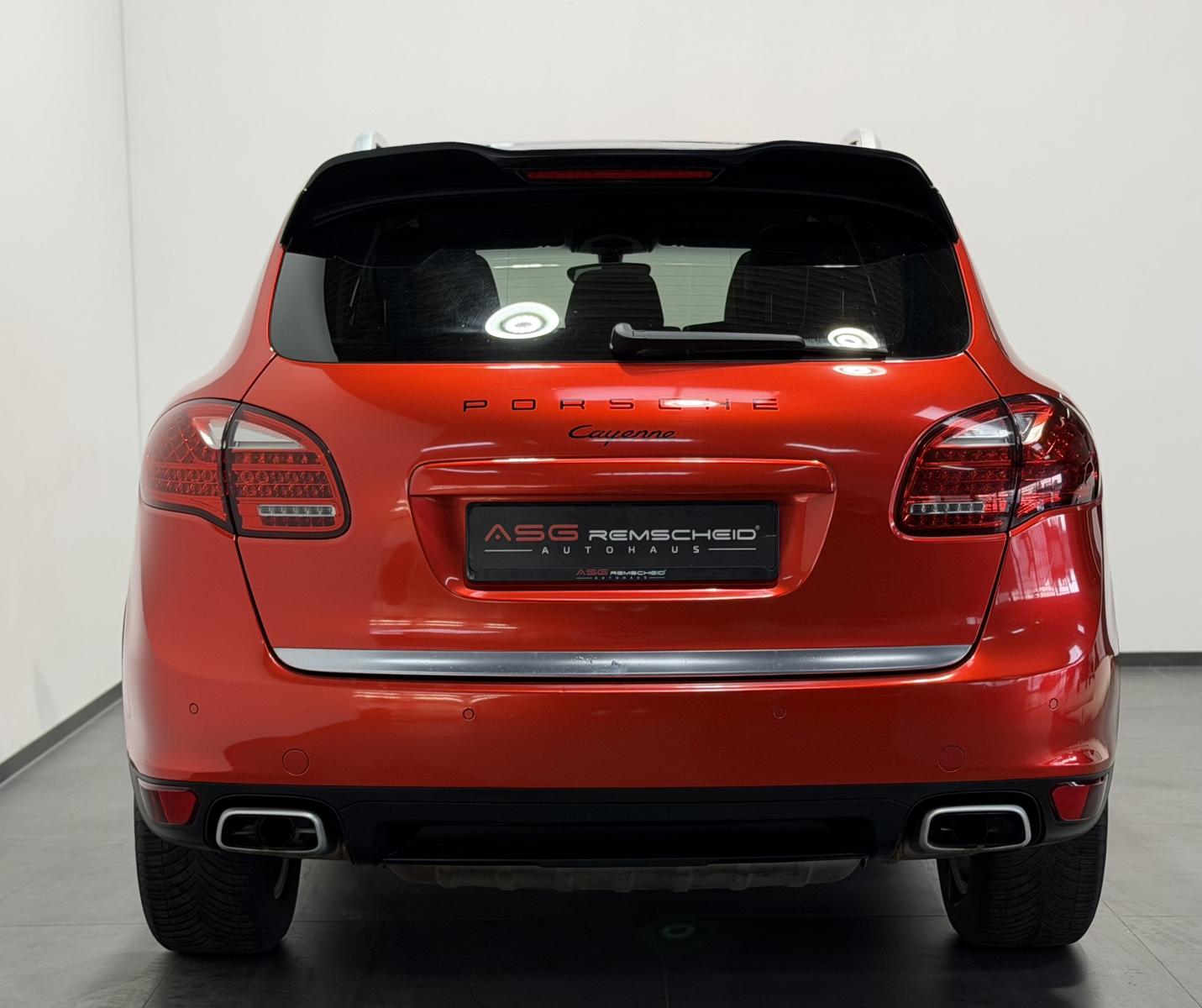 Porsche Cayenne Diesel 3.0 V6 245 ch • Tiptronic 8 • Pano • PASM • Cuir • GPS