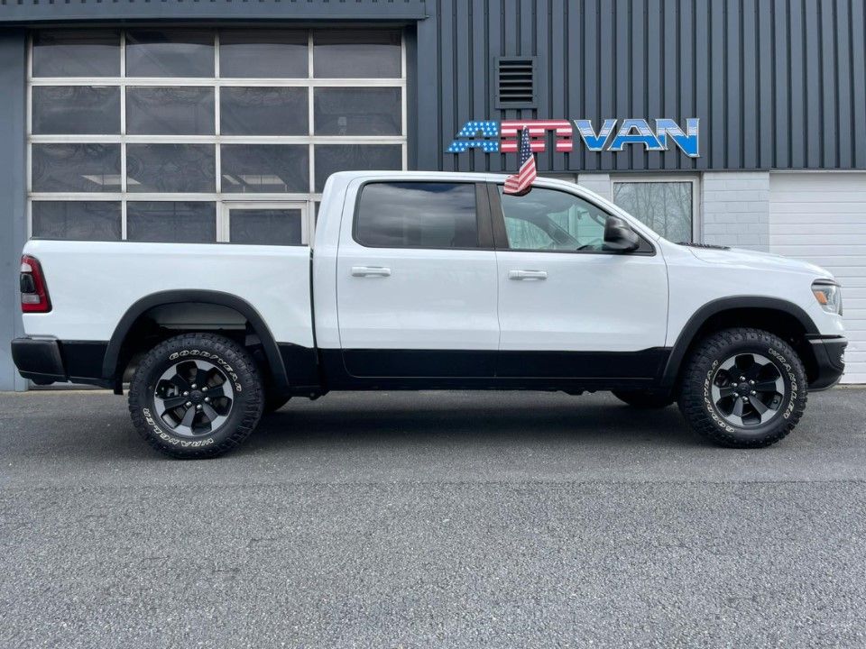 Fahrzeugabbildung Dodge RAM GEN5 Rebel CrewCab HEMI 4x4 74 TKM Mwst.