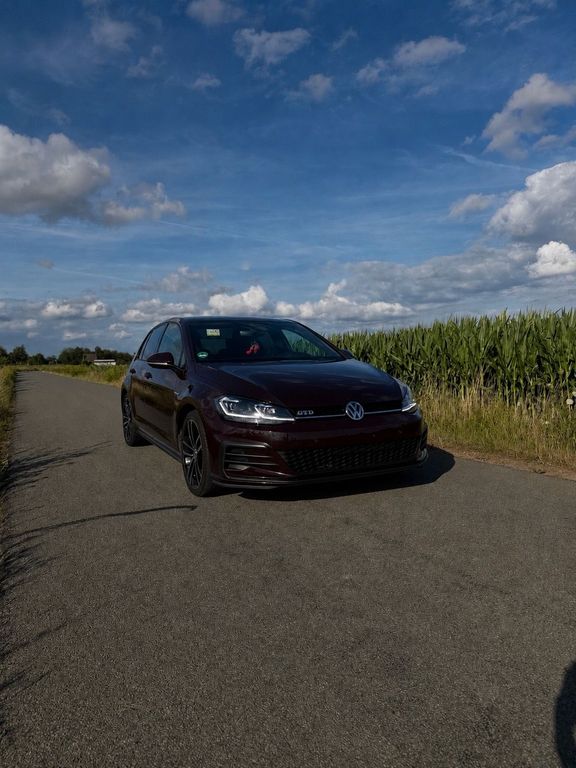 Image of Volkswagen Golf