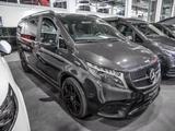 Mercedes-Benz V 300 AVANTGARDE EDITION LANG AMG NIGHT 4M 360° - gebrauchte Vans