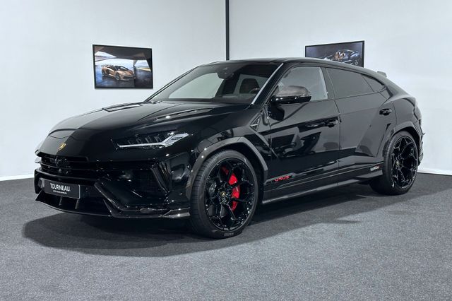 Lamborghini Urus Performante | XPel | Akrapovic | Winterrad