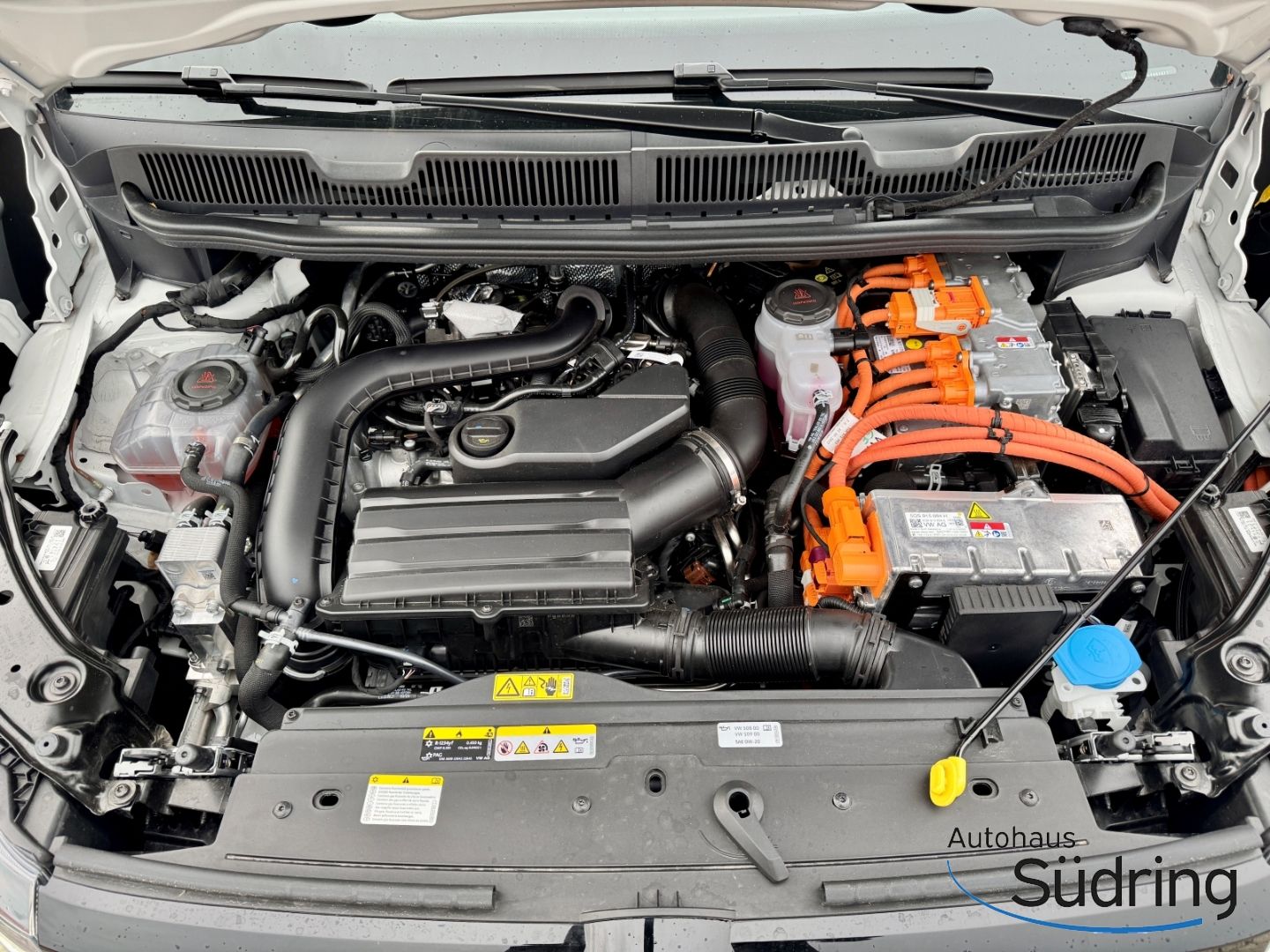 Caddy 1,5 TSI eHybrid DSG AHK Navi Rückfahrk.