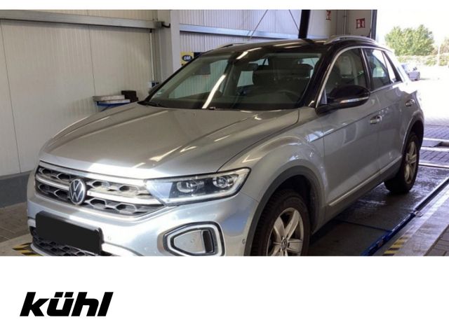 Volkswagen T-Roc 1.5 TSI DSG Style IQ.Light ACC Kamera App