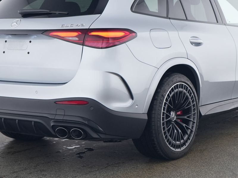 Fahrzeugabbildung Mercedes-Benz GLC43 AMG Perf.Sitze DISTRO Burme DYNAMIC+ Night