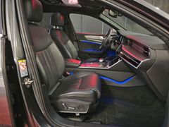 Fahrzeugabbildung Audi RS6 Avant 4.0 TFSI quattro (PANO/B&O/SI-LÜFT/ACC