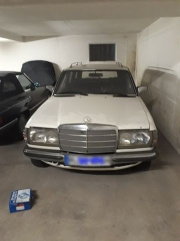 Mercedes-Benz Mercedes Benz W123 Kombi 230E