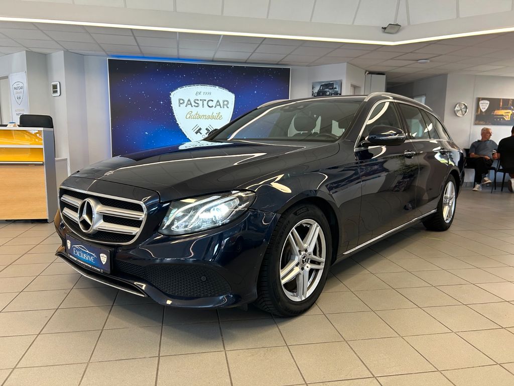 Image of Mercedes-Benz E 220