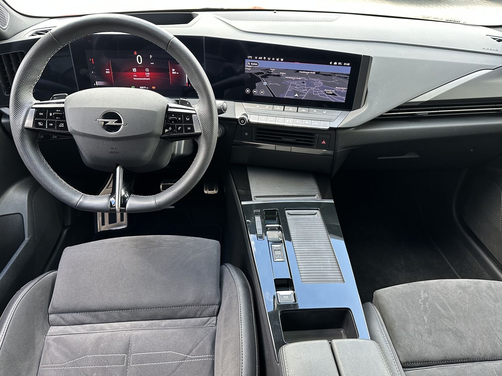 Fahrzeugabbildung Opel Astra ST 1.5 D AT GS-Line+NAV+LED+PANO+KAM+HUD