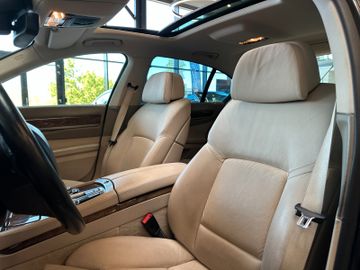 BMW 740 *Softclose*Memory*Spurwächsel*BI-XENON*