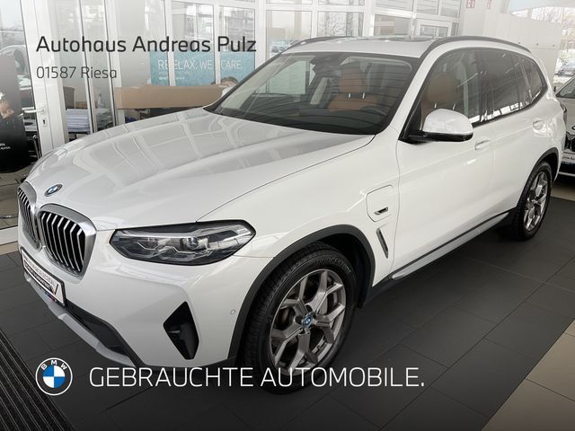 BMW X3 xDrive30e HiFi DAB LED WLAN Pano.Dach AHK