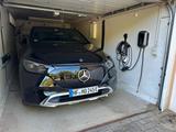 Mercedes-Benz EQE SUV 300 Pano | Burm | AHK | 360°  | 20"  - Mercedes-Benz EQE SUV mit Elektro-Antrieb: Schwarz